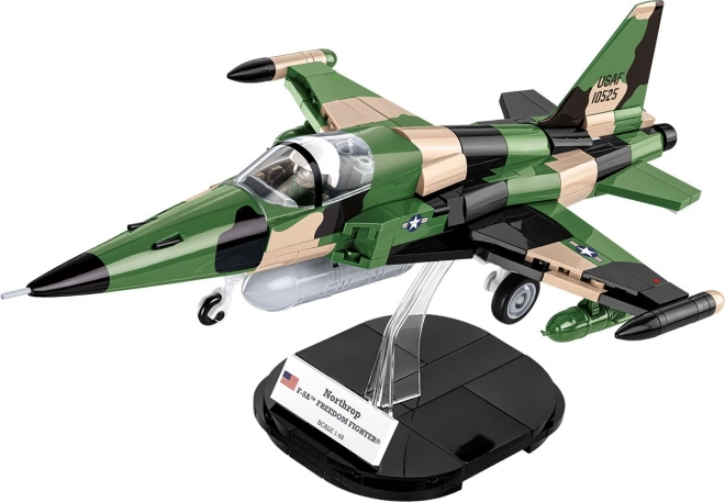 Realistic details in 1:48 scale