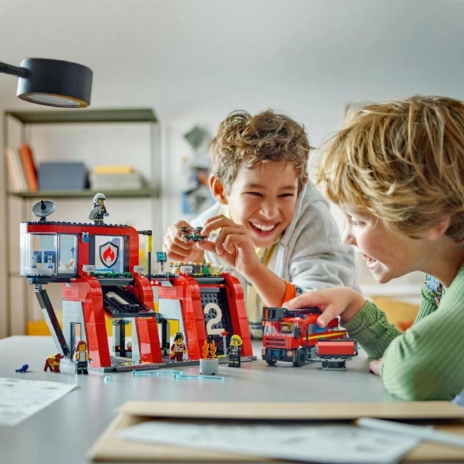 LEGO® City 60414 Station de pompiers avec camion de pompier