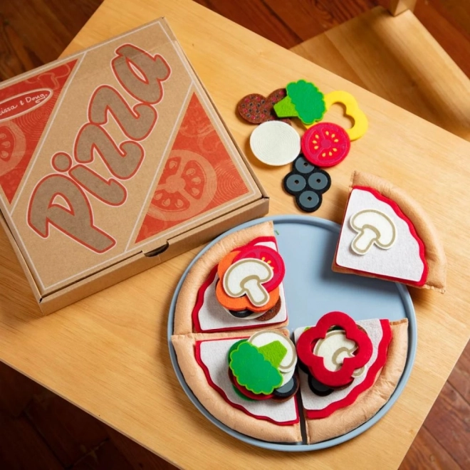 Pizza Set with Felt Material Melissa & Doug