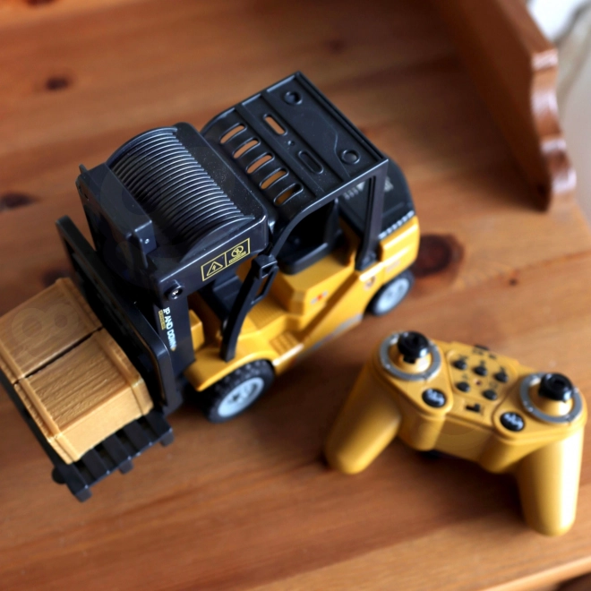 Woopie op afstand bestuurde vorkheftruck RC 1:24