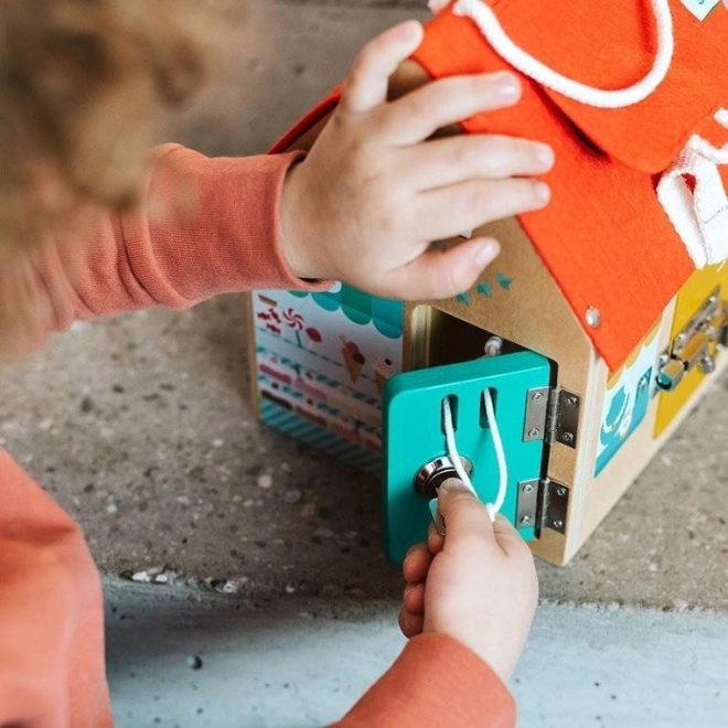 Lilliputiens – houten huisje met sloten