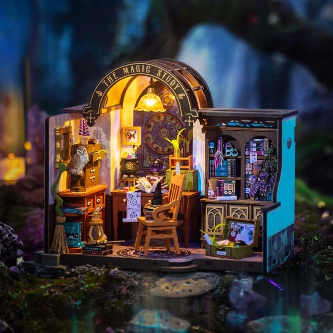 Miniatuurmodel van een tovenaarswerkplek