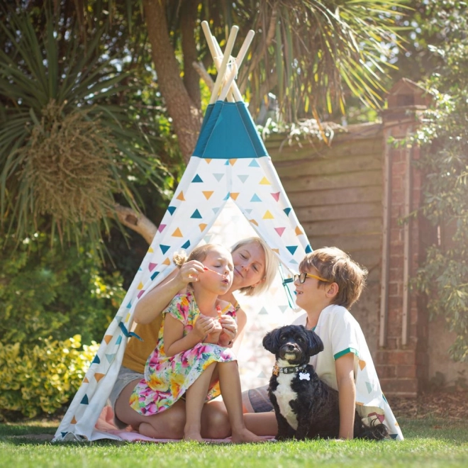 Space for play indoors and outdoors