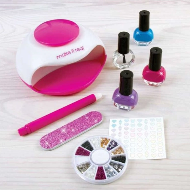 Make It Real Glitzerndes Nagelstudio