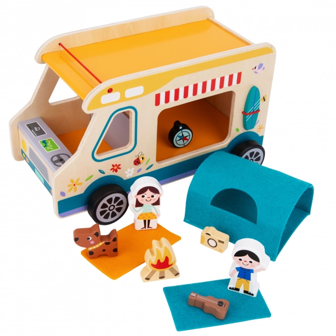 Holzkaravan von Tooky Toy mit Campingfiguren
