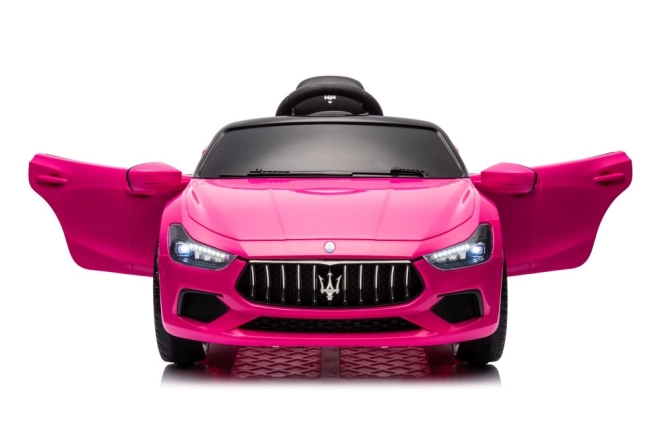 Accu auto Maserati Ghibli roze
