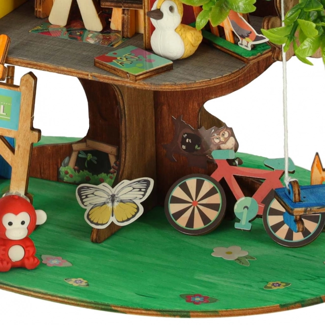 Creatieve set voor het bouwen van een boomhut met accessoires