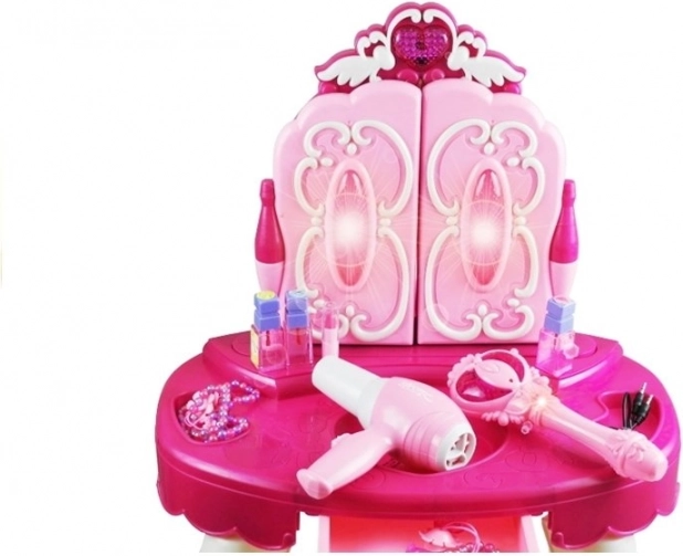 Coiffeuse avec espace de rangement et nombreux accessoires