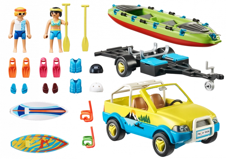 Auto und Anhänger bereit für jedes Strandabenteuer