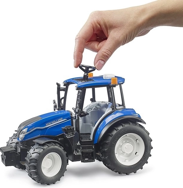 Bruder Tractor New Holland T5.120