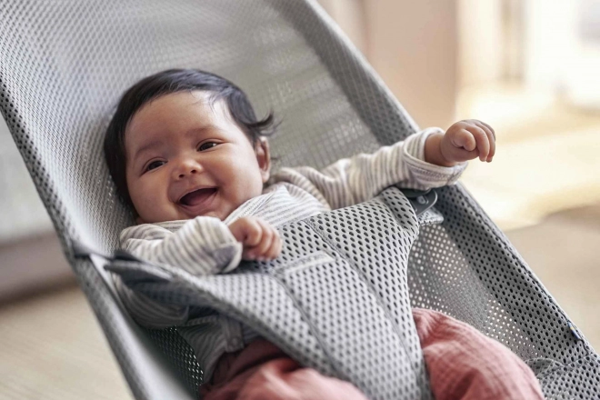 BABYBJORN - Wipstoeltje BLISS MESH - Parelroze – Grijs