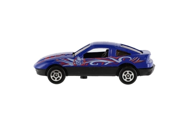 Voiture en métal 7cm dans une boîte