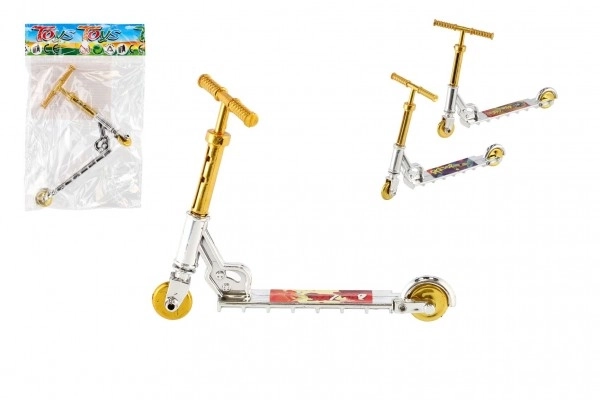 Vingerstep scooter plastic 10cm diverse soorten in zak