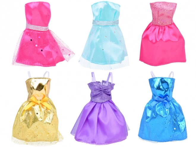 Anlily Kollektion von Kleidern, Schuhen und Accessoires für Puppen