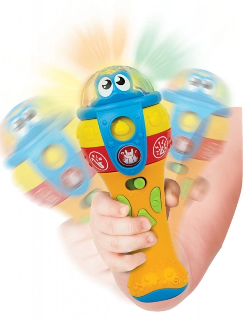 Stemversterking met echo-effect