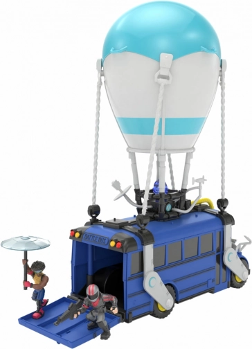 Action play with 2 figures