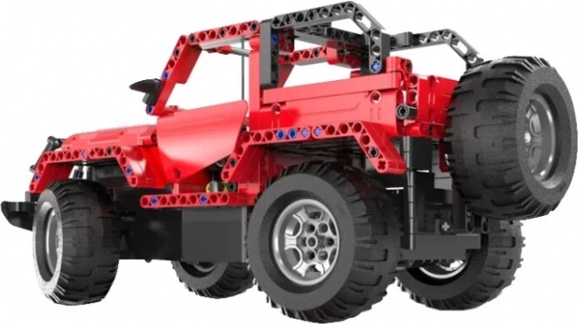 Realistic off-road look and large wheels