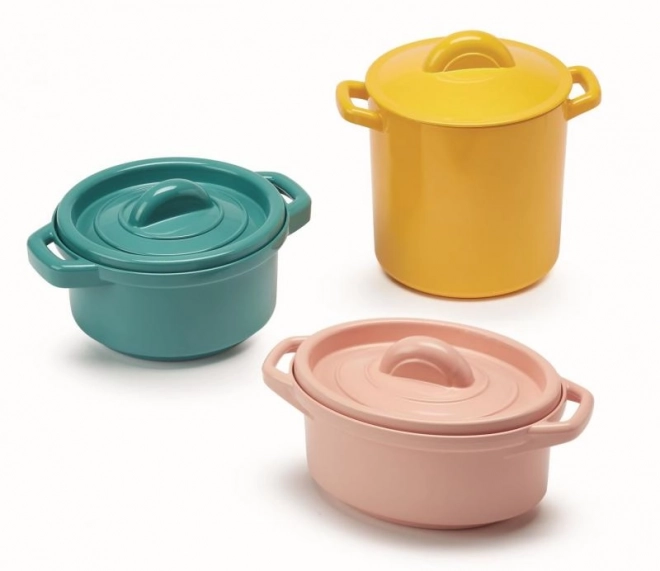 Grande ensemble d'ustensiles de cuisine pour enfants et aliments