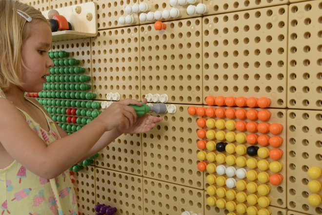 Masterkidz gereedschapsset met boormachine en 8 elementen voor wetenschappelijk-creatief STEM-bord