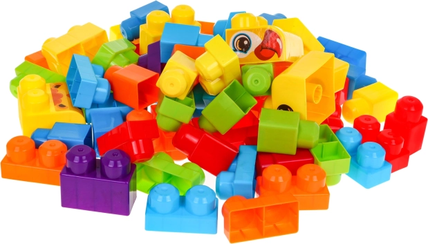 Learning through play: develop creativity and motor skills