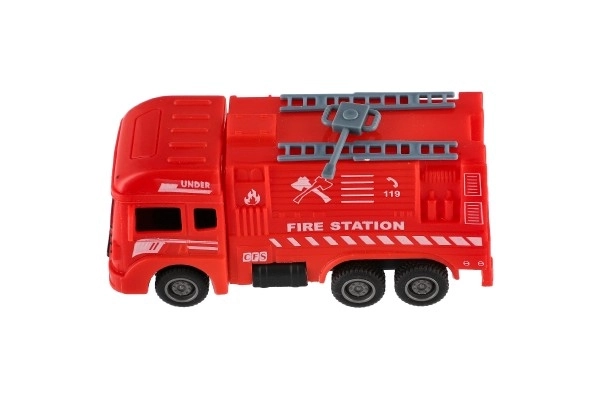 Brandweerauto kunststof 11cm met terugtrekmechanisme 4 soorten 12 stuks in doos