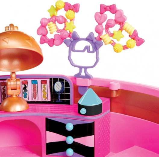 Accessoires de styling et éléments réalistes