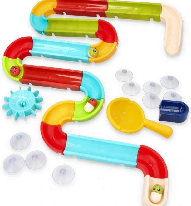Easy attachment with suction cups