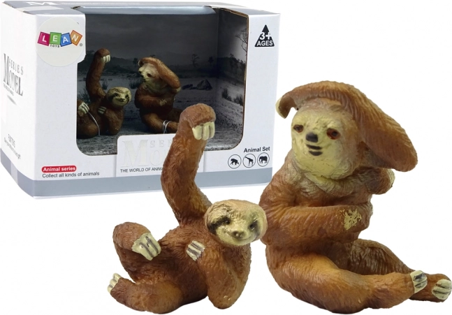 Set aus 2 Faultier-Figuren – erwachsenes Tier und Jungtier, Serie Tiere der Welt