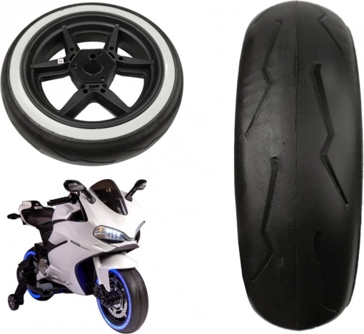 Front wheel for motorcycle