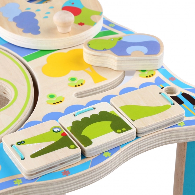 Shape sorter and pounding bench for logic play