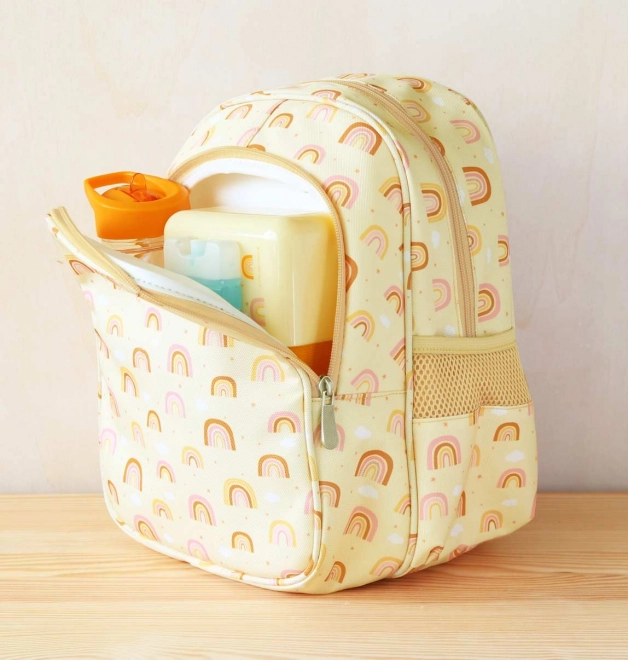 Un Petit Lovely Company sac à dos pour la maternelle