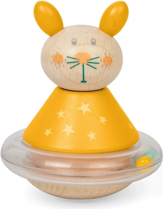 Petit lapin qui se balance