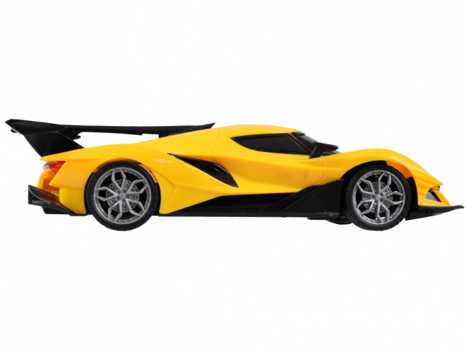 Raceauto met afstandsbediening en accessoires – Geel