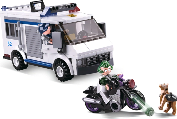 Thief’s motorcycle and police dog