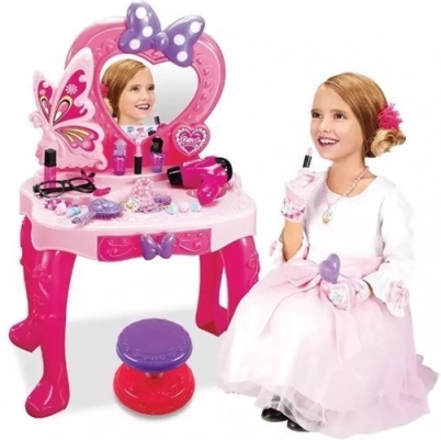 Toy hairdryer and accessories