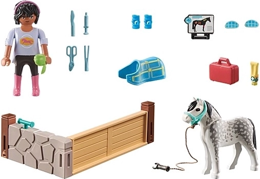 Rich accessories for creative play