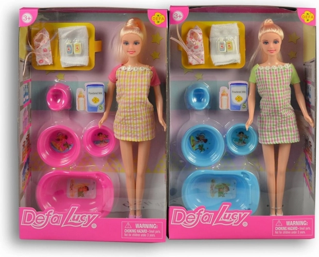 Mommy doll Lucy with accessories