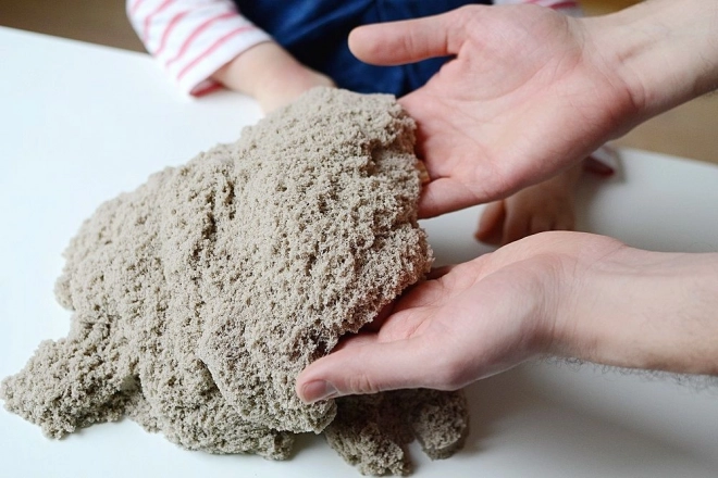 NaturSand kinetisch zand 3 kg met vormpjes en zandbak