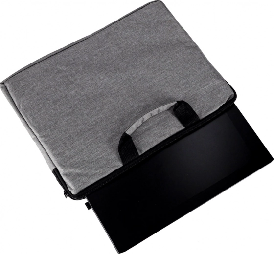 Practical outer pocket