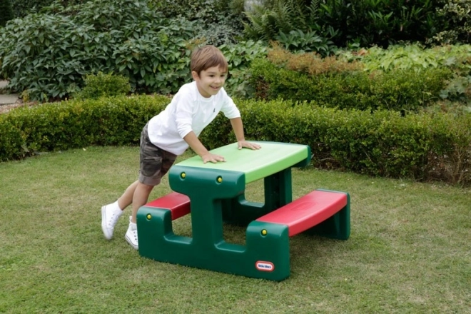 Petite table de pique-nique verte