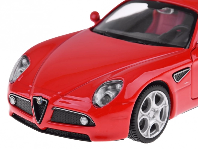 Metalen autootje Alfa Romeo 8C Competizione schaal 1:32