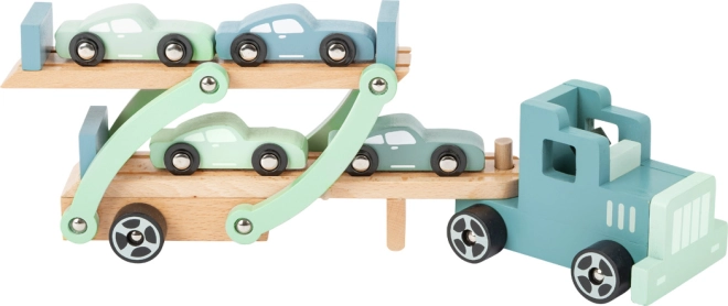 All-wood, durable construction