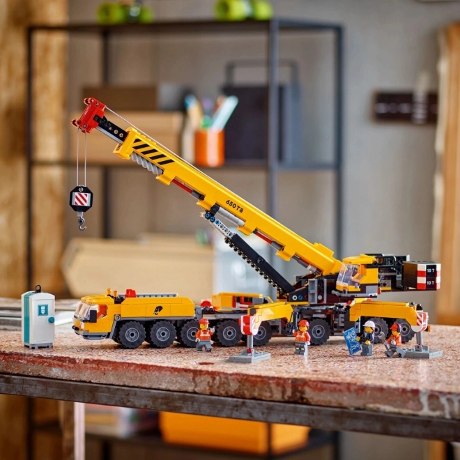 Interactive play with minifigures