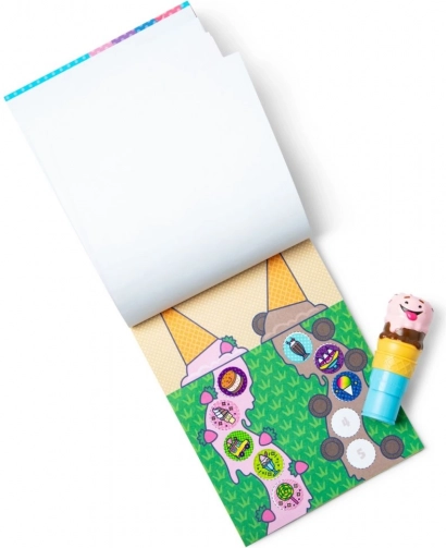 300 zoete stickers en een boekje van 24 pagina’s