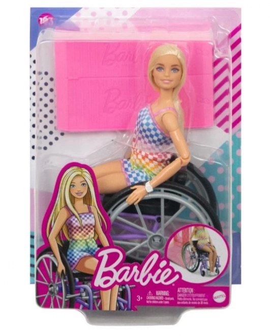 Barbie Model op Rolstoel in geruit Overalls HJT13