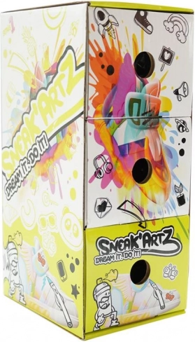 Markers with blow effect for a creative look