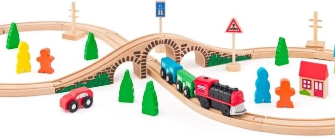 Woody Figure-Eight Train Set with Electric Engine