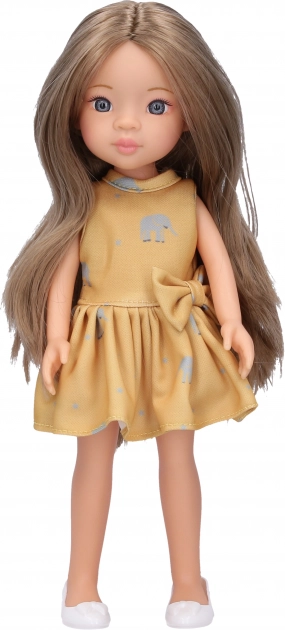Poupée en robe jaune