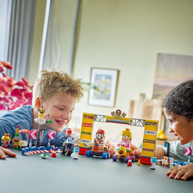 LEGO Super Mario Baby Peach en Grand Prix set