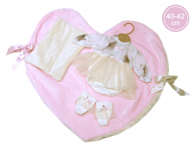 Realistische baby pop met geluiden